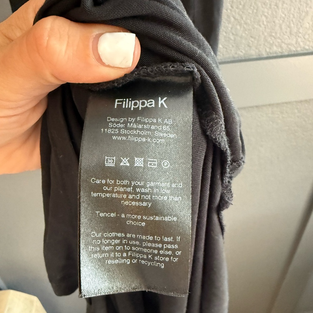 FILIPPA K • black tank maxi dress • XS summer essential dress - Picture 4 of 6